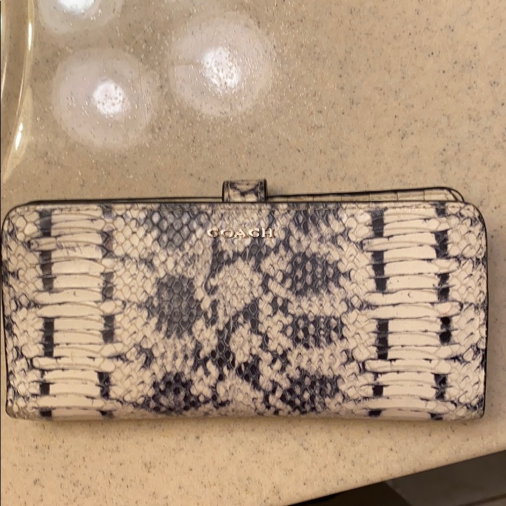 Coach wallet